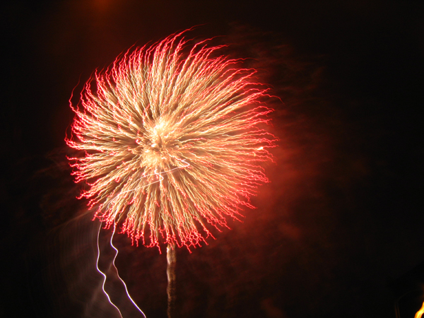 coreyhulse_fireworks_032_060704-230244