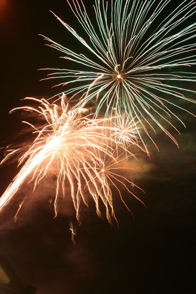 coreyhulse_fireworks_102_080704-024008