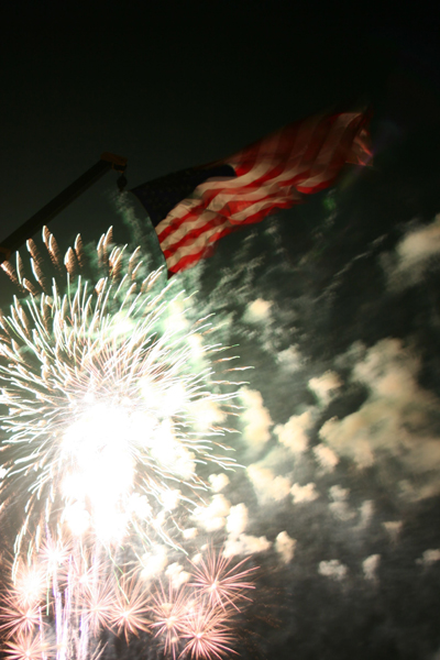 coreyhulse_fireworks_126_080704-025020